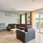 House Daniela Villa