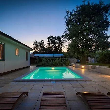 וילה House Daniela *