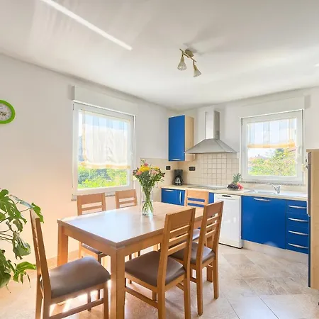 House Daniela Marčana