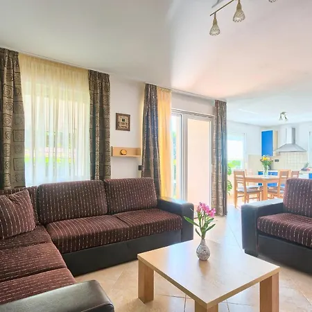 Villa House Daniela Marcana