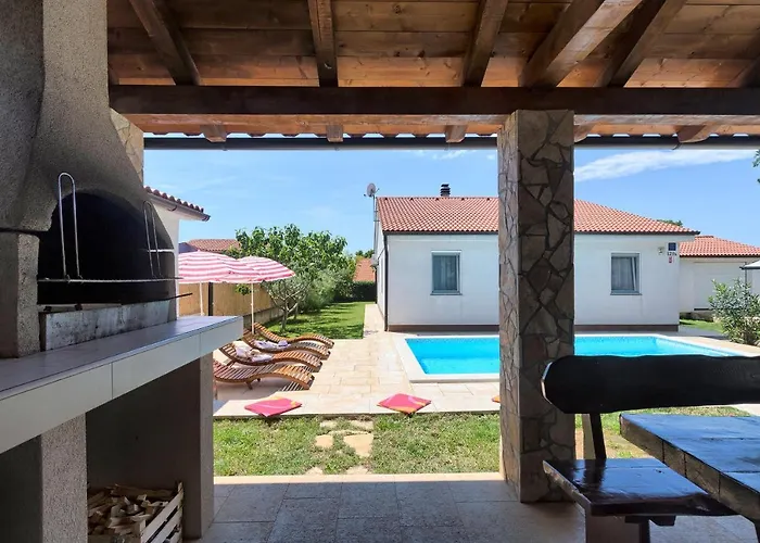 Villa House Daniela Marcana