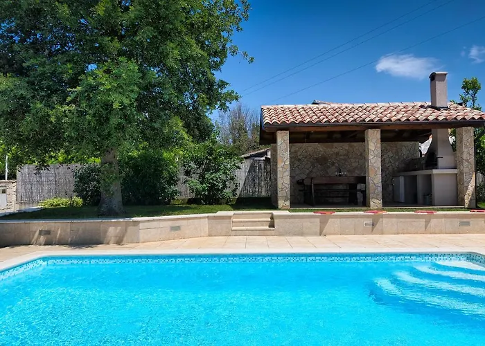 House Daniela Marčana