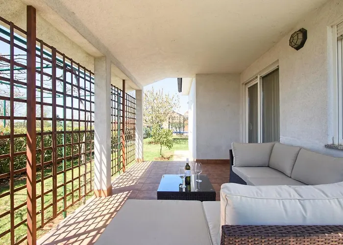 House Daniela Villa
